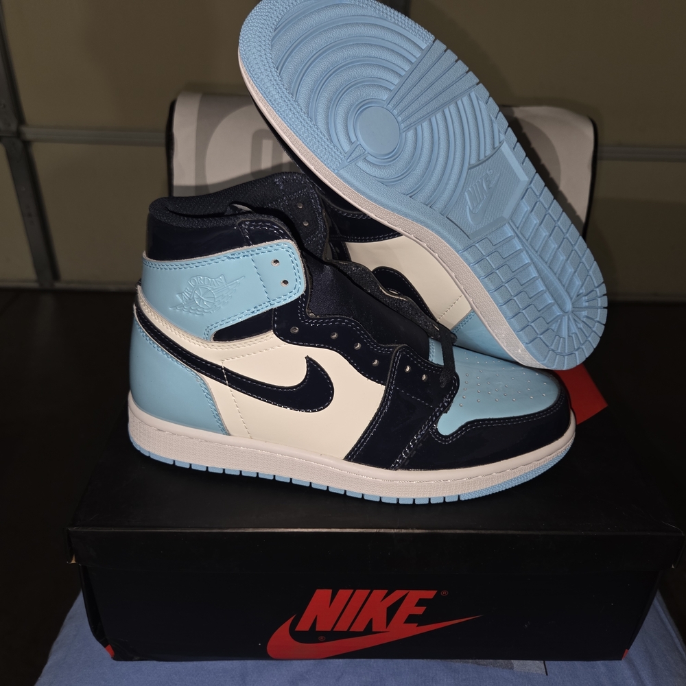 Nike Air Jordan 1 Retro High OG Blue and White Sneakers